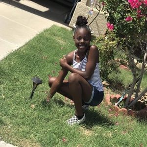 Meet your Posher, Kamara